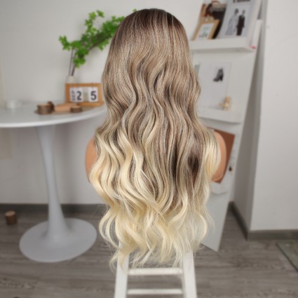 Bebek Kumralı Platin Ombre  ve Röfleli Fiber Sentetik Geniş Dalgalı Tül Peruk